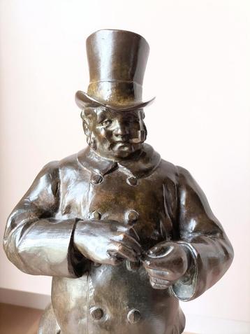 Statue en bronze de l'artiste Léon Mignon., Enlèvement