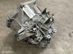 6-versnellingsbak BMW 2-serie Gran Tourer F46 23008689433, Auto-onderdelen, Ophalen, Gebruikt, BMW, BMW