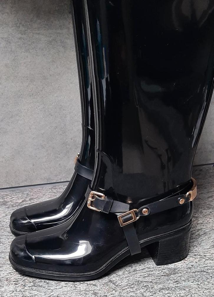 Jimmy Choo/regen laarzen/maat 37, Kleding | Dames, Schoenen, Zo goed als nieuw, Regenlaarzen, Zwart, Ophalen of Verzenden