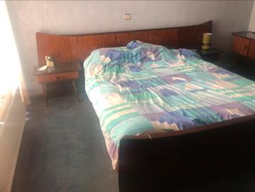 Chambre à coucher en plaquage acajou, Enlèvement, Comme neuf