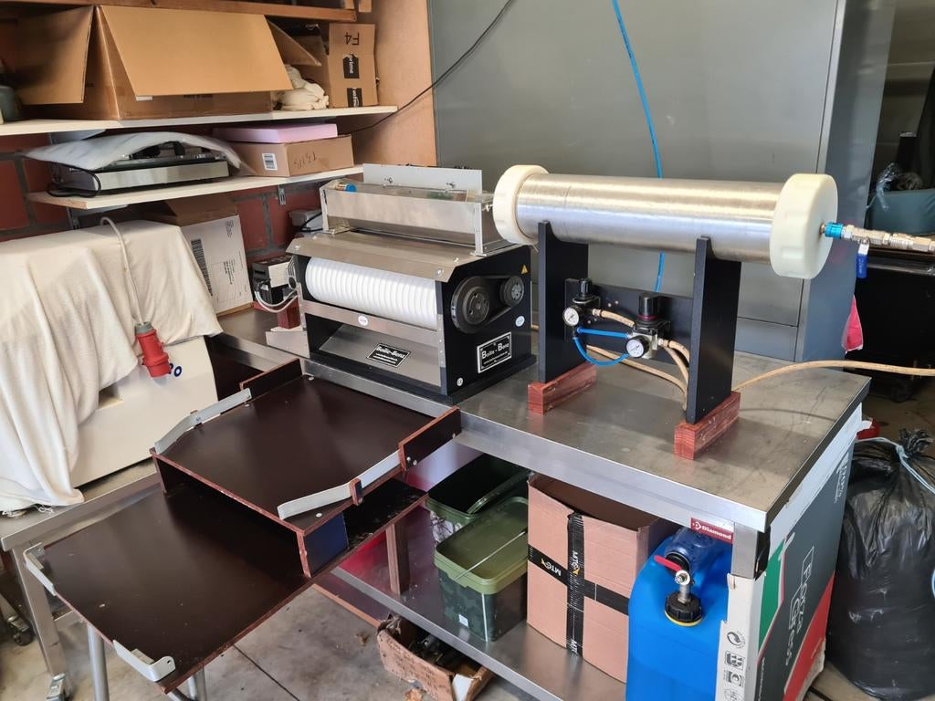 Boilie machine, boilie straat, boilie lijn, Sports nautiques & Bateaux, Pêche à la ligne | Carpes, Enlèvement