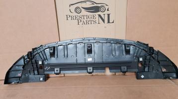 Onderplaat Mercedes A2478857205 GLA Klasse H247 AMG Onderlip beschikbaar voor biedingen