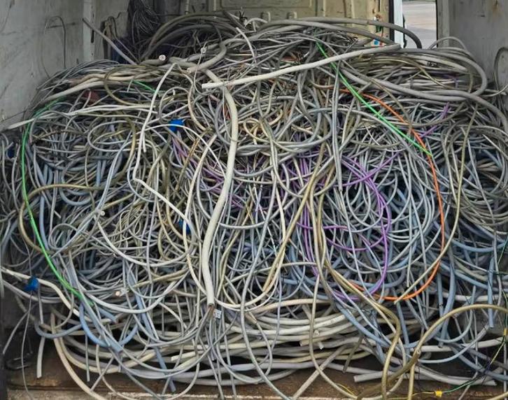 Ophaler oud ijzer LP, Doe-het-zelf en Bouw, Metalen, Gebruikt, Overige metalen, Ophalen