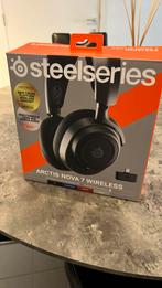 Steelseries Arctis Nova 7 met garantie tot juli 2025, Audio, Tv en Foto, Hoofdtelefoons, Bluetooth, Op oor (supra aural), Zo goed als nieuw