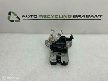 Achterklep slotmechanisme elektrisch Audi Skoda 8R0827505A beschikbaar voor biedingen