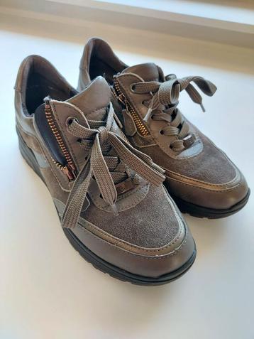 Damesschoenen Ara high soft Maat 38,5 beschikbaar voor biedingen