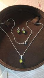 Prachtige sterling zilveren set met natuurlijke peridot, Handtassen en Accessoires, Kettingen, Met hanger, Nieuw, Ophalen of Verzenden