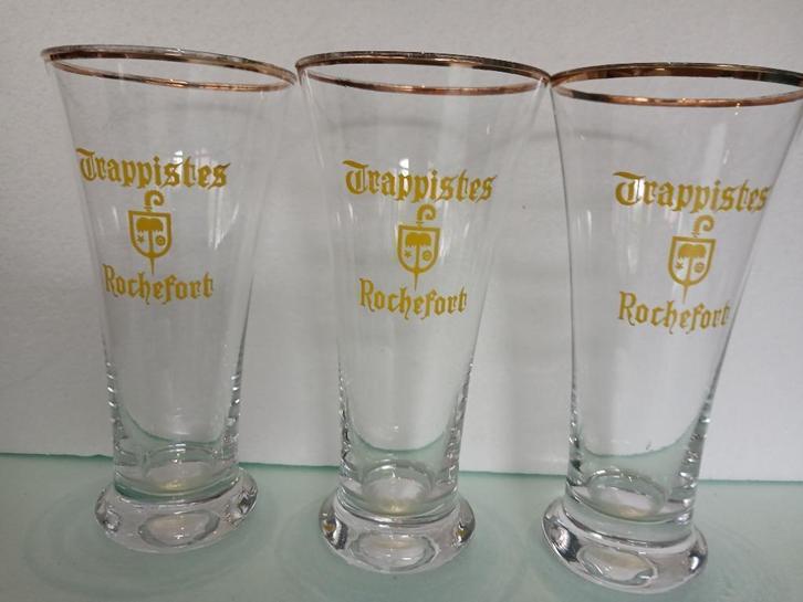 Drie oude TRAPPISTS ROCHEFORT fluitglazen in geel, Verzamelen, Biermerken, Zo goed als nieuw, Glas of Glazen, Ophalen of Verzenden