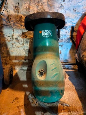 Hakselaar black en decker beschikbaar voor biedingen