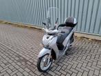 Honda SH 125i 3554 km 2017, Motoren, Particulier, 125 cc, 11 kW of minder, ABS