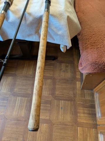 Te koop: 3x Barbeel- of lichte karperhengel beschikbaar voor biedingen