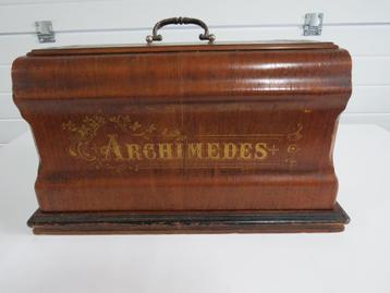 Handnaaimachine beschikbaar voor biedingen