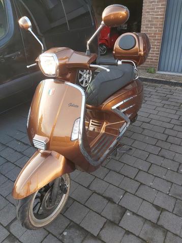 Scooter  beschikbaar voor biedingen