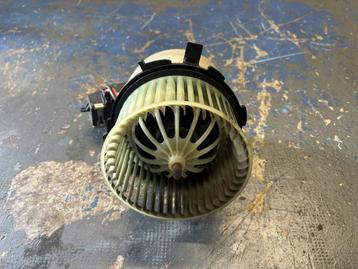 Audi A4 Avant (B8) Aanjager 8K0820521 beschikbaar voor biedingen