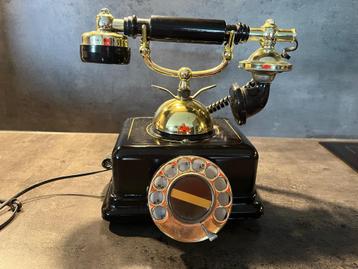 Retro telefoon  beschikbaar voor biedingen