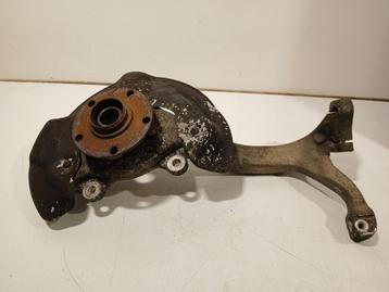 MOYEU DE ROUE AVANT GAUCHE Audi A6 Avant (C6), Utilisé, Audi