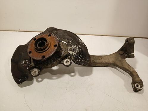 WIELNAAF LINKS VOOR Audi A6 Avant (C6) (11-2004/08-2011), Auto-onderdelen, Remmen en Aandrijving, Audi, Gebruikt