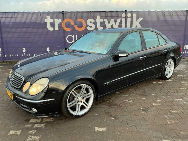 2004 - Mercedes-Benz - E-klasse - 240 Avantgarde - Personena, Auto's, Mercedes-Benz, Bedrijf, E-Klasse, Overige brandstoffen, Euro 4