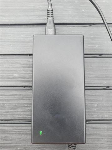 "Gazelle" originele oplader fietsaccu beschikbaar voor biedingen