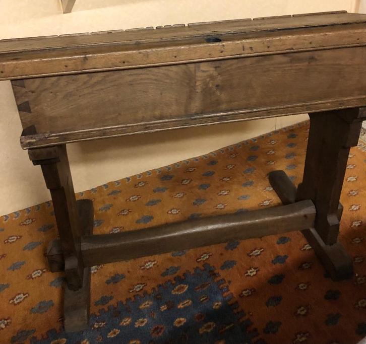 Origineel antieken kinderbureau met 2 vakken massief eiken o, Antiek en Kunst, Curiosa en Brocante, Ophalen