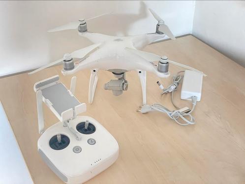 DJI Phantom 4 Drone Als nieuw Compleet, TV, Hi-fi & Vidéo, Drones, Comme neuf, Enlèvement ou Envoi