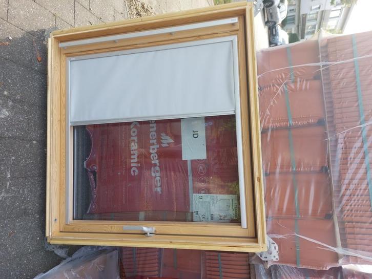 manueel wentelend dakvenster velux, Doe-het-zelf en Bouw, Glas en Ramen, Gebruikt, Dakraam, 80 tot 120 cm, 80 tot 120 cm, Dubbelglas