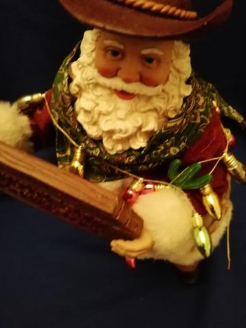 Kerstman cowboy  beschikbaar voor biedingen