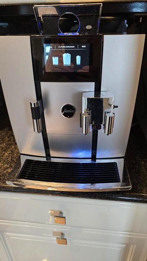 jura giga 6 weinig gebruikt werkt perfect, Elektronische apparatuur, Koffiezetapparaten, Zo goed als nieuw, Koffiebonen, Ophalen