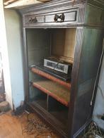 Tv kast, Ophalen