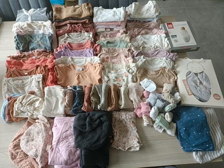 Babykleren maat 50-56 (meisje ; geboren in periode mei/juni), Enfants & Bébés, Vêtements de bébé | Packs de vêtements pour bébés