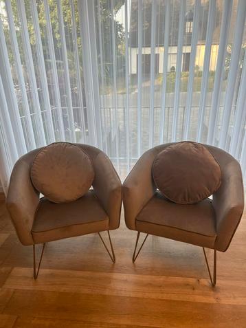 Chaise extra confortable  beschikbaar voor biedingen