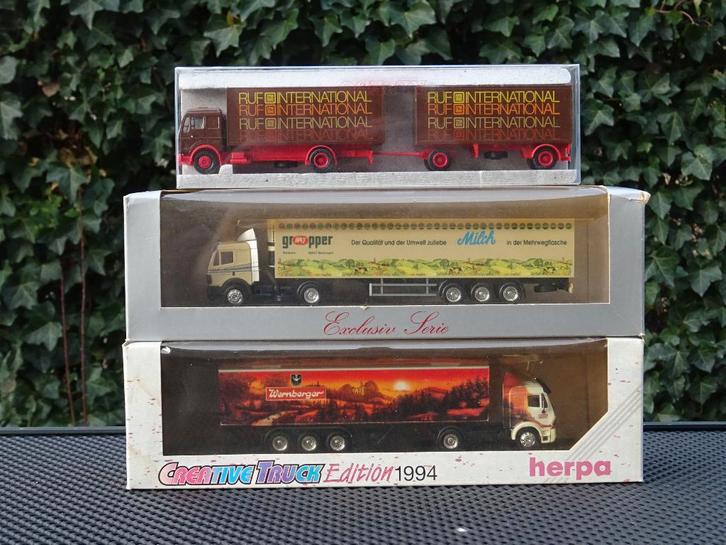 Lot de camions Mercedes-Benz - 1/87, Hobby & Loisirs créatifs, Voitures miniatures | 1:87, Comme neuf, Bus ou Camion, Enlèvement ou Envoi