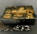 Japanse Lakdoos 19 eeuw, Ophalen of Verzenden, Zo goed als nieuw