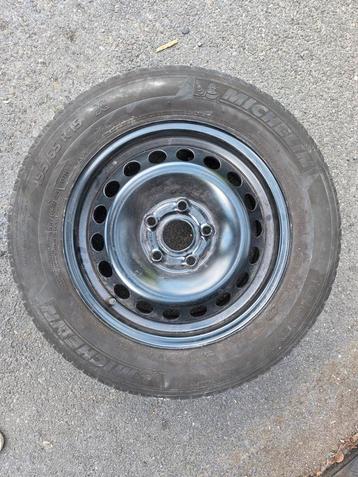 Stalen wiel met band voor VW/Audi/Skoda/Seat  beschikbaar voor biedingen