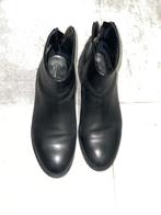 Zwarte lederen laarsjes maat 38 nieuwstaat, Vêtements | Femmes, Chaussures, Neuf, Enlèvement, Chaussures basses, Noir