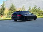BMW 530e Xdrive M pakket pano innovation laser *Full Black*, Auto's, BMW, Automaat, 4 cilinders, Alcantara, Zwart