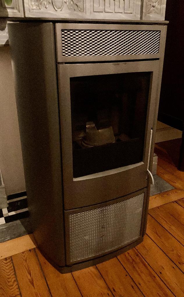 Poêle Edilkamin Marea, Huis en Inrichting, Kachels, Gebruikt, Vrijstaand, Pelletkachel, Overige brandstoffen, Ophalen