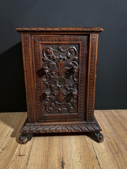 comoncino of nachtkastje uit de jaren 1800, gekenmerkt door, Antiek en Kunst, Kunst | Beelden en Houtsnijwerken, Ophalen