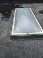 1  grote lichtkoepel met  2 motors, Doe-het-zelf en Bouw, Ophalen, Kunststof, Gebruikt, Overige kleuren
