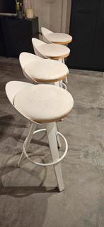 4 Tabourets de bar blancs, Maison & Meubles, Tabourets de bar, Avec repose-pieds, 4 tabourets, Comme neuf, Enlèvement