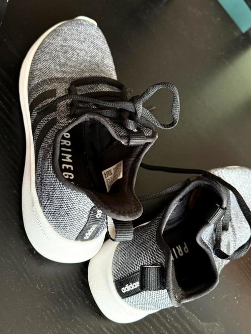 Adidas unisex sneakers maat 41 1/5– Zo goed als nieuw, Kleding | Dames, Schoenen, Zo goed als nieuw, Sneakers, Ophalen of Verzenden