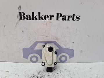 Kachelklep Motor van een Renault Captur beschikbaar voor biedingen