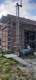 Bouwlift 400kg 400v met 2 verlengstukken, Zakelijke goederen, Machines en Bouw | Liften, Steigers en Ladders, Ophalen