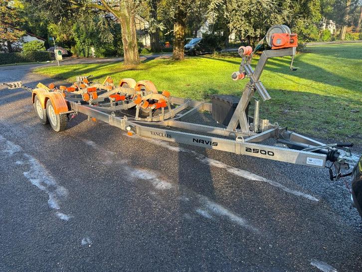 Vanclaes 2500 kg, Sports nautiques & Bateaux, Remorques bateau, Utilisé, Autres types, 1500 à 3000 kg, 6 à 9 mètres, Éclairage réglable