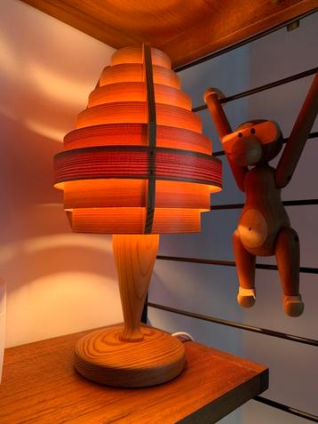Lampe Ellysett design Hans Agne Jakobsson modele B119 beschikbaar voor biedingen
