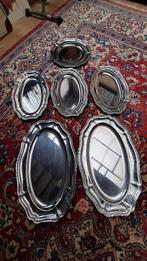 Verzameling plateau's / dienbladen, Enlèvement