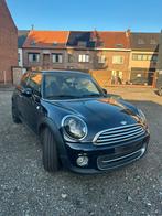 Mini Cooper. 1.6 benzine. 120 pk, 90 kW, Euro 6, Boîte manuelle, Noir