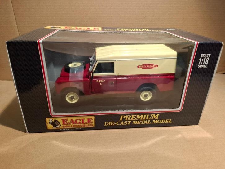 Universal Hobbies 4417 Land Rover  Hard Top British Railways, Hobby en Vrije tijd, Modelauto's | 1:18, Nieuw, Auto, Overige merken