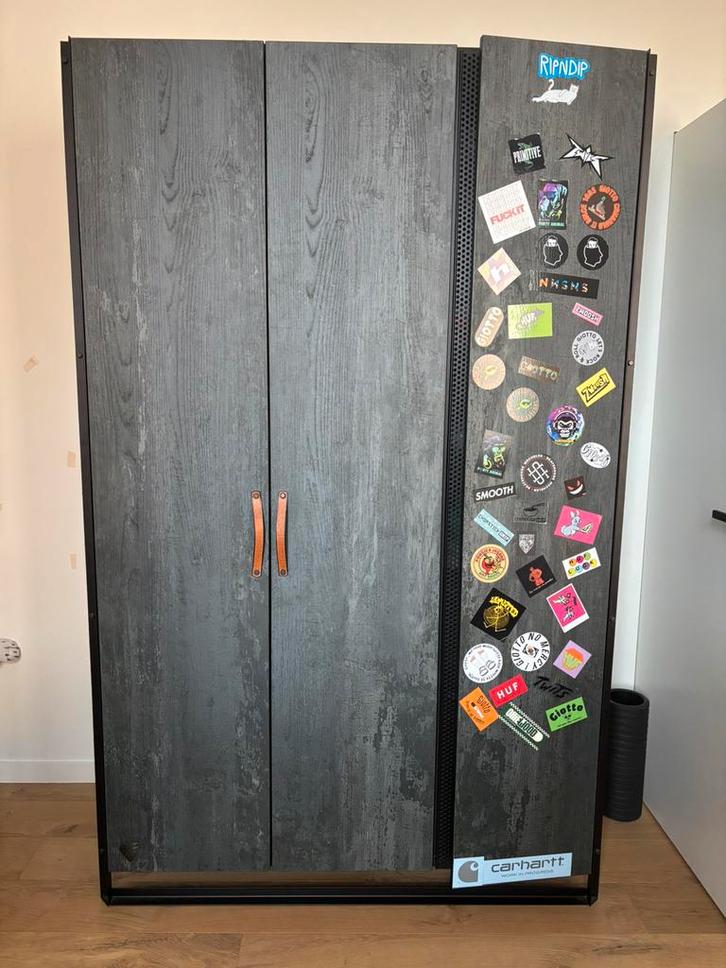 Stoere jongens kleerkast, Huis en Inrichting, Kasten | Kleerkasten, Zo goed als nieuw, Ophalen