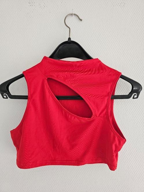 rode crop top, Kleding | Dames, Topjes, Nieuw, Maat 38/40 (M), Rood, Zonder mouw, Ophalen of Verzenden